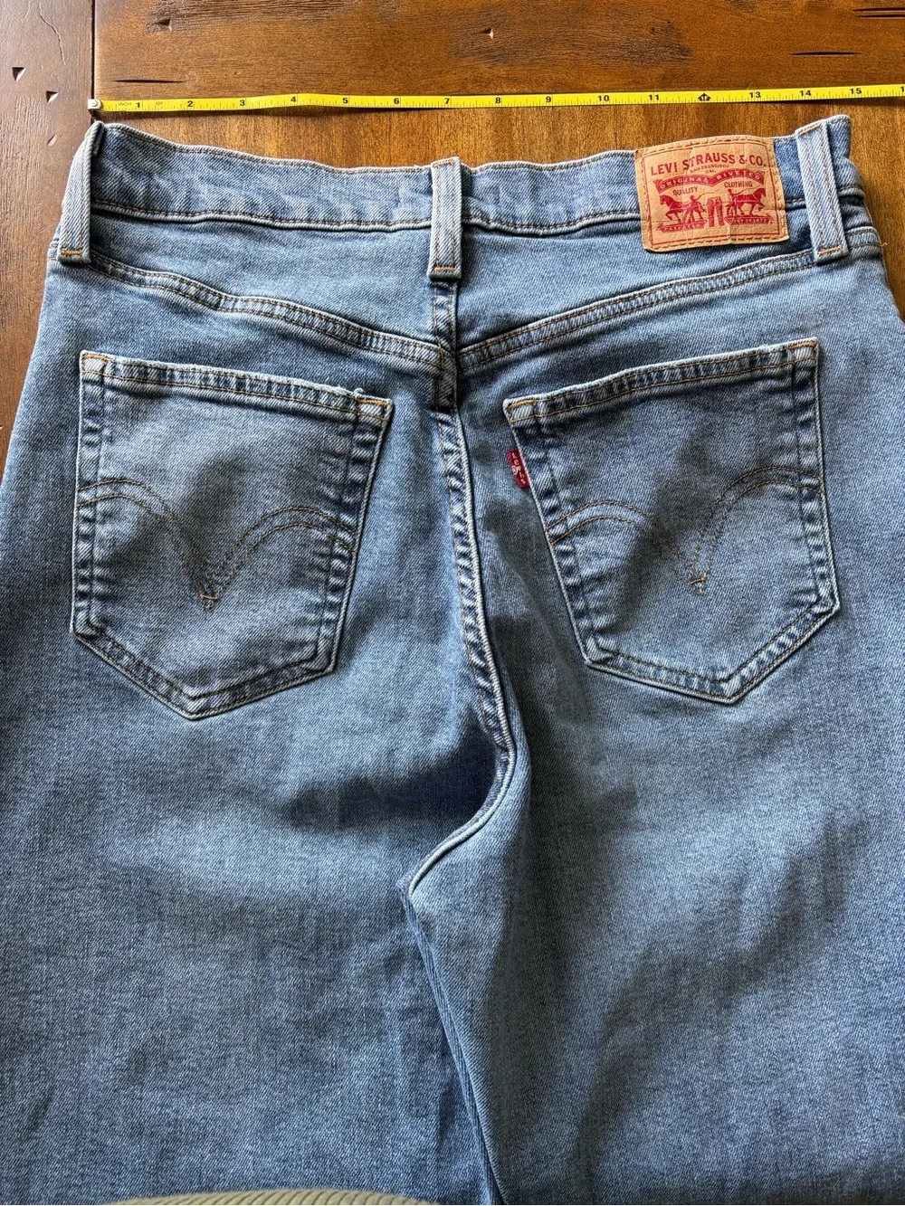 Levi's High Waisted Mom Jean